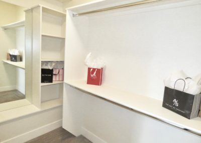 Aurora - Master Walk-in-Closet